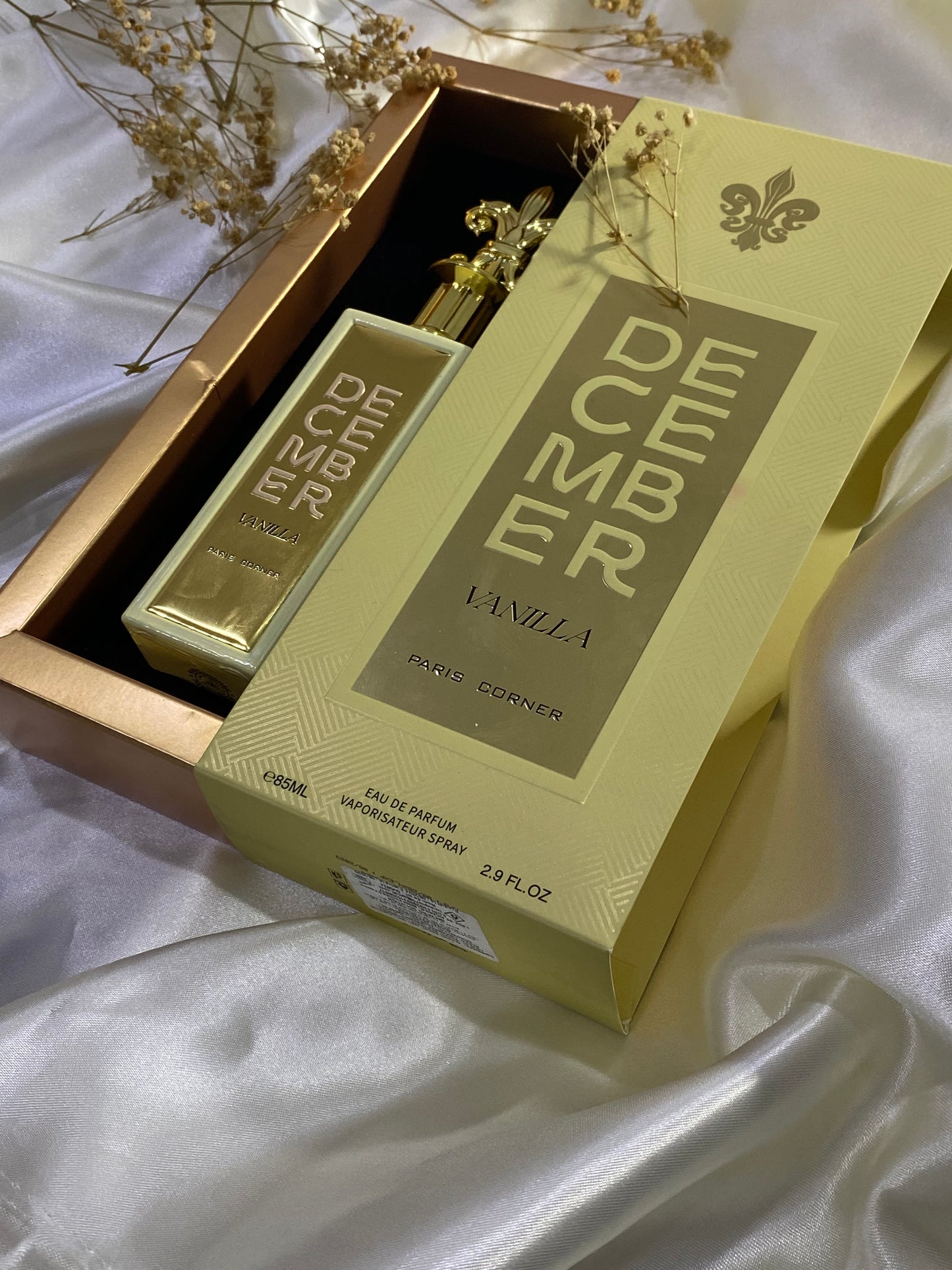 DECEMBER VANILLA -PARIS CORNER